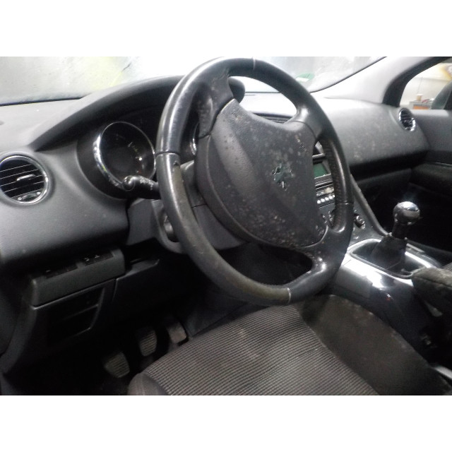 Module d'airbag Peugeot 5008 I (0A/0E) (2009 - 2017) MPV 1.6 VTI 16V (EP6(5FW))