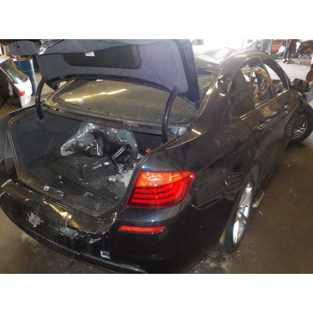 Étrier arrière droit BMW 5 serie (F10) (2014 - 2016) Sedan 518d 16V (B47-D20A)