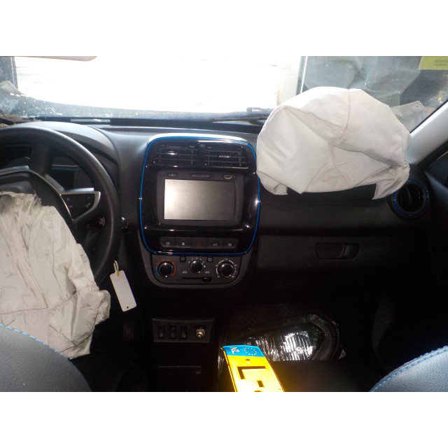 Radio Dacia Spring (2020 - présent) Hatchback Comfort,Essential,Expression (4DB-401)