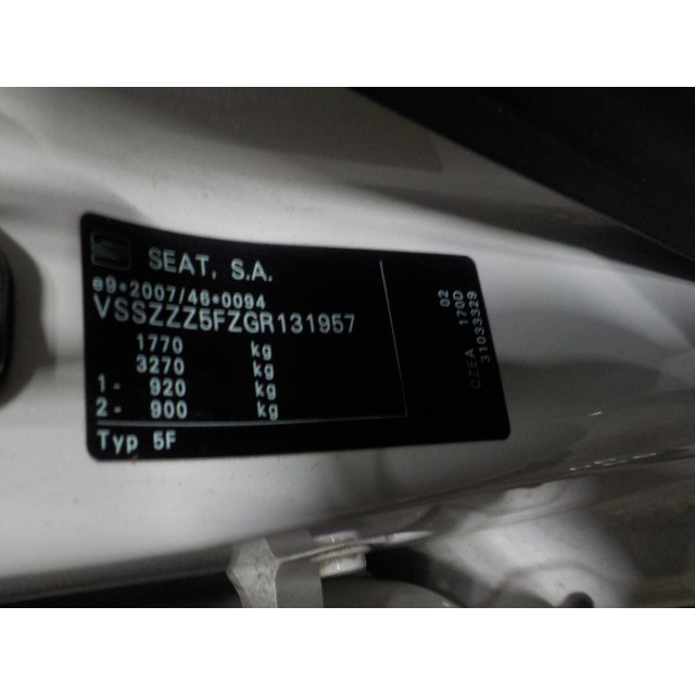 Moyeu avant droit Seat Leon (5FB) (2014 - présent) Hatchback 5-drs 1.4 TSI ACT 16V (CZEA)