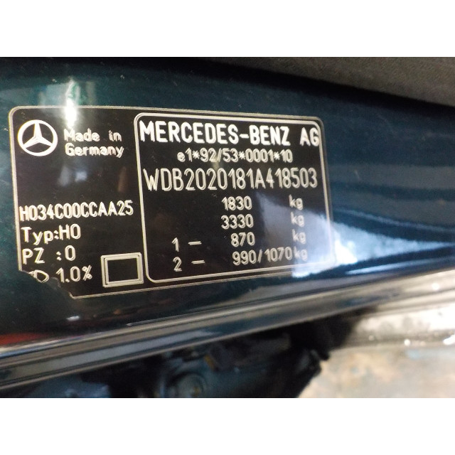 Feu arrière gauche extérieur Mercedes-Benz C (W202) (1993 - 2000) Sedan 1.8 C-180 16V (M111.920)