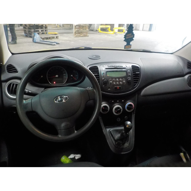 Porte avant droite Hyundai i10 (F5) (2008 - 2011) Hatchback 1.2i 16V (G4LA)