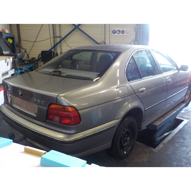 Pompe ABS BMW 5 serie (E39) (1996 - 2003) Sedan 520i 24V (M52-B20(206S3))