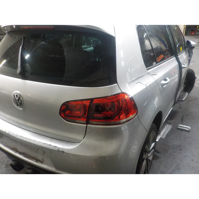 Feu arrière de porte de coffre - droit Volkswagen Golf VI (5K1) (2008 - 2012) Hatchback 1.4 TSI 122 16V (CAXA(Euro 5))