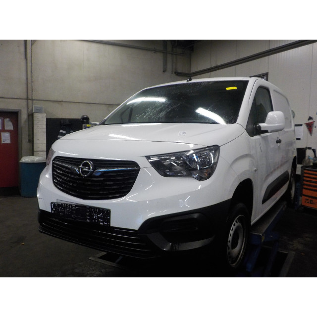Direction à crémaillère Opel Combo Cargo (2018 - présent) Van 1.6 CDTI 75 (B16DTL(DV6FE))