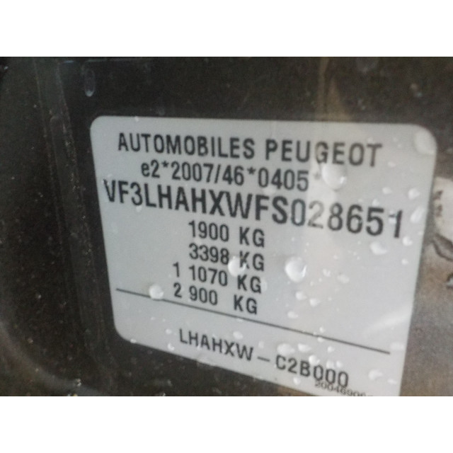 Volant Peugeot 308 (L3/L8/LB/LH/LP) (2013 - 2021) Hatchback 5-drs 2.0 BlueHDi 150 16V (DW10FD(AHX))