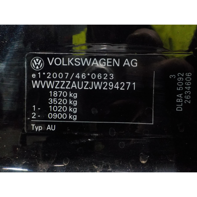 Étrier arrière droit Volkswagen Golf VII (AUA) (2017 - 2020) Hatchback 2.0 GTI 16V Performance Package (DLBA)