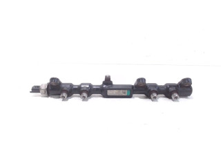 Rampe d'injection Ford Mondeo III Wagon (2004 - 2007) Combi 2.2 TDCi 16V (QJBA)