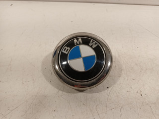 Emblème BMW 1 serie (F20) (2011 - 2015) Hatchback 5-drs 116i 1.6 16V (N13-B16A)