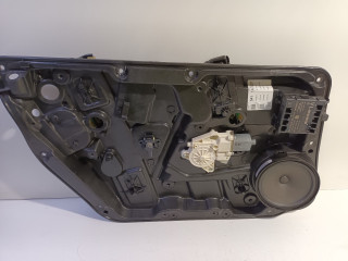 Lève-vitres électrique avant gouche Mercedes-Benz A (W176) (2012 - 2018) Hatchback 1.6 A-180 16V (M270.910)